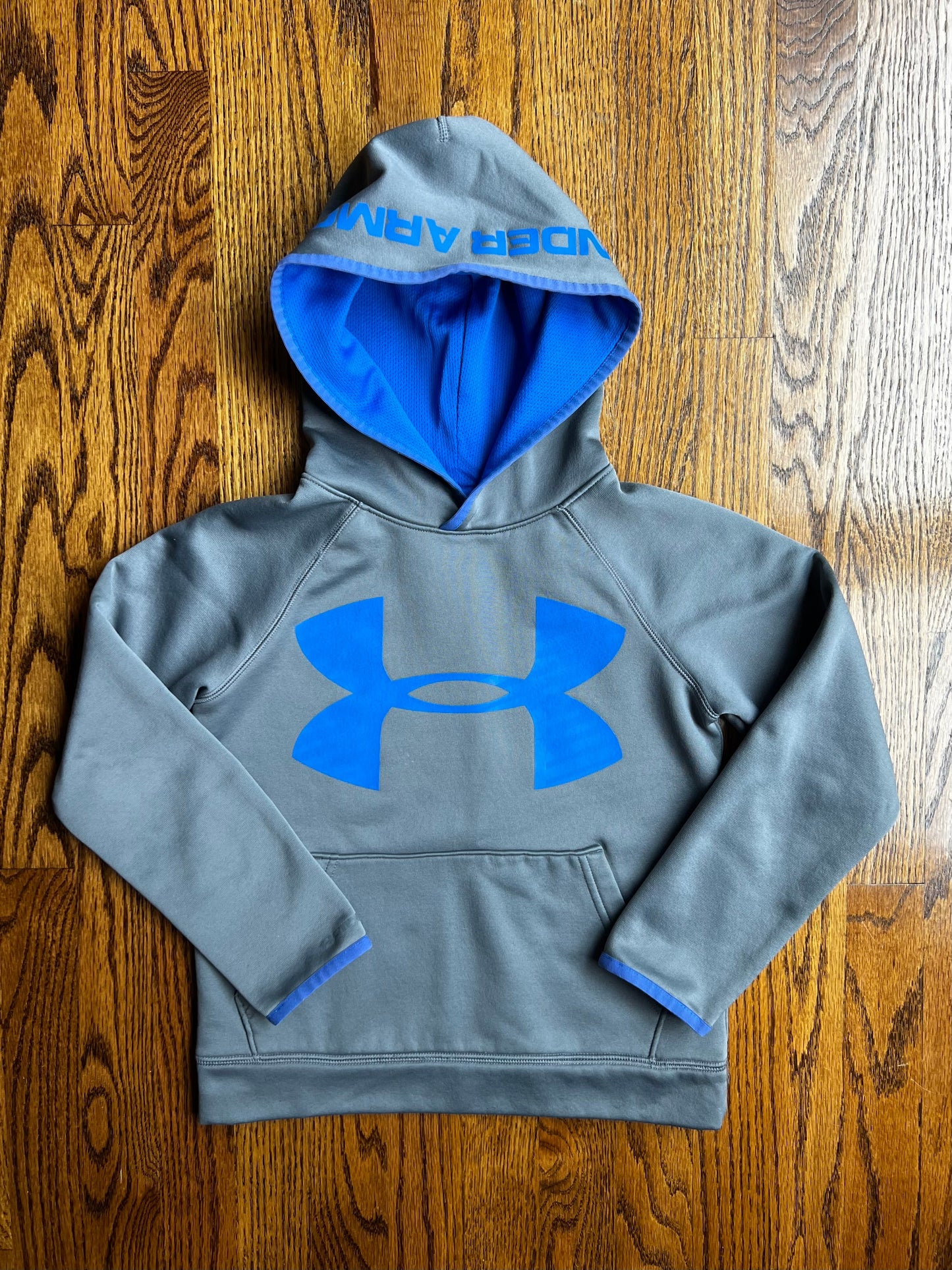 Seller #115 - REDUCED Under Armour Boys Size Small Hoodie (Gray & Blue), VGUC