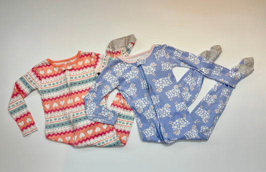 Seller 189 Girls 4T Carter’s Footed Pajamas Bundle (2) VGUC