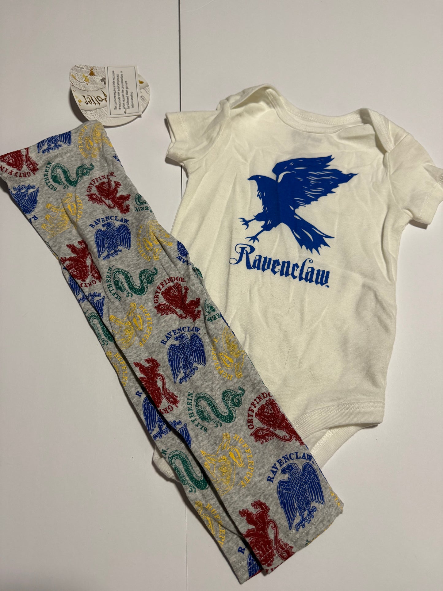 Seller #2 - Harry Potter Outfit - 24 Months