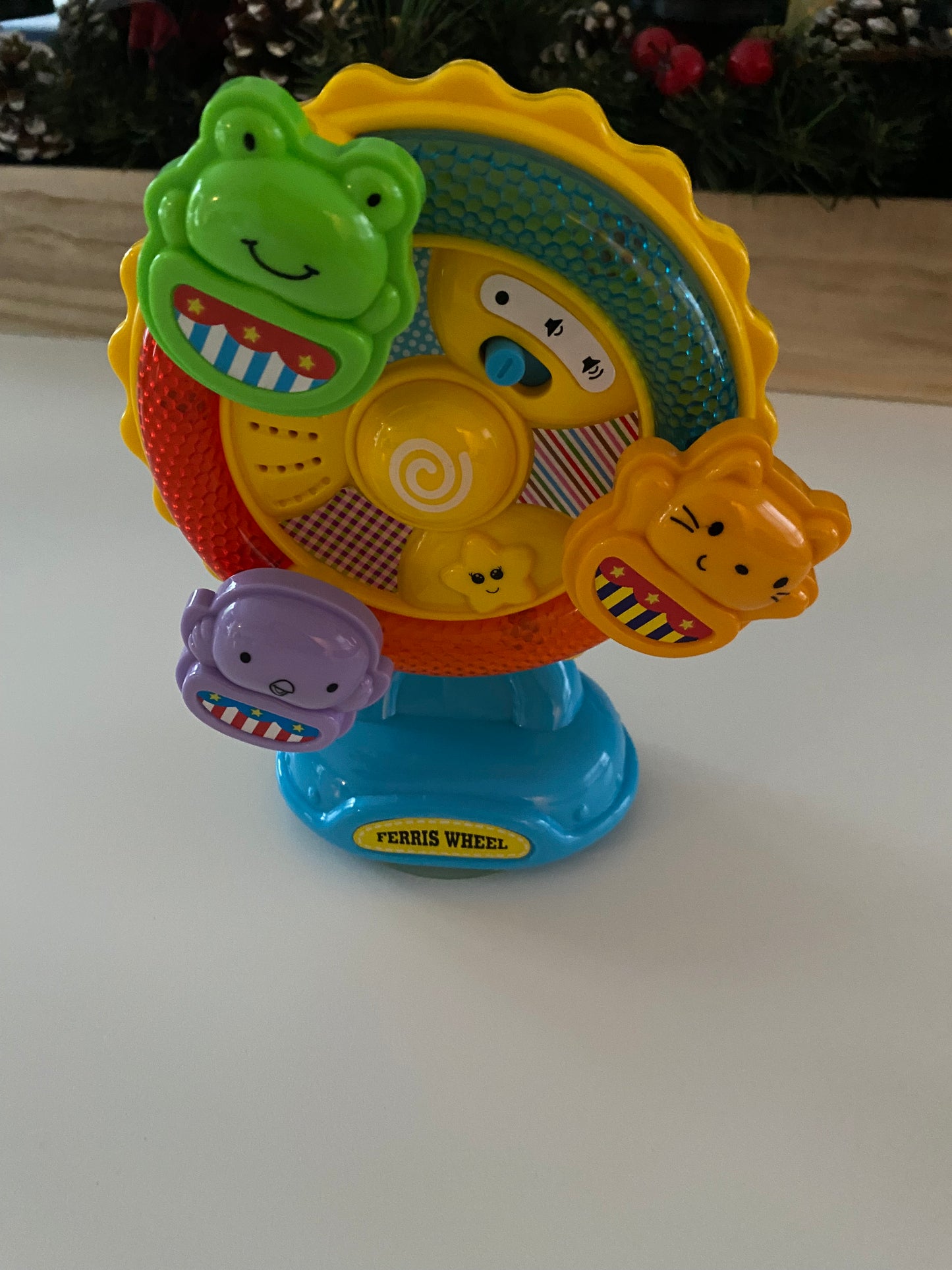 VTech Lil' Critters Spin and Discover Ferris Wheel, Green