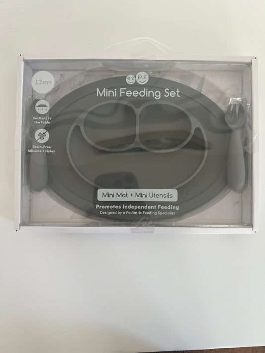 Ezpz Mini Feeding Set- new