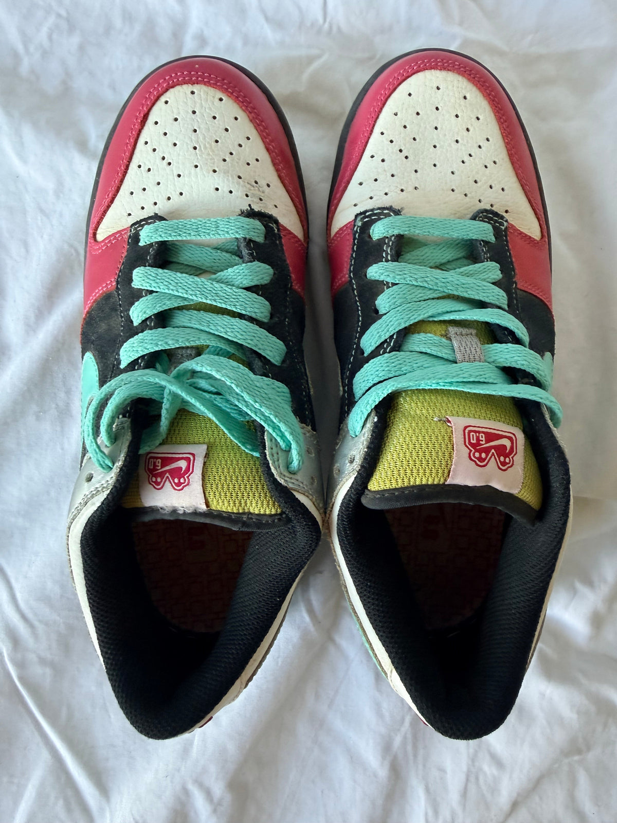 #143 Nike Dunk 6.0 retro low multicolor sneaker women’s size 7.5/mens size 9