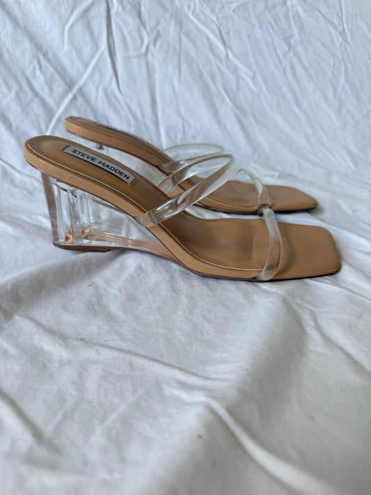 #143 Steve Madden lucite wedge heel sandal women’s size 9