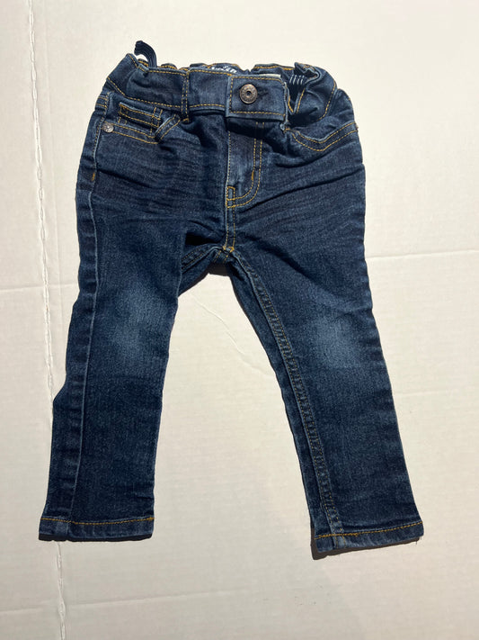 #98 Girls 18mo Oshkosh Skinny Jeans