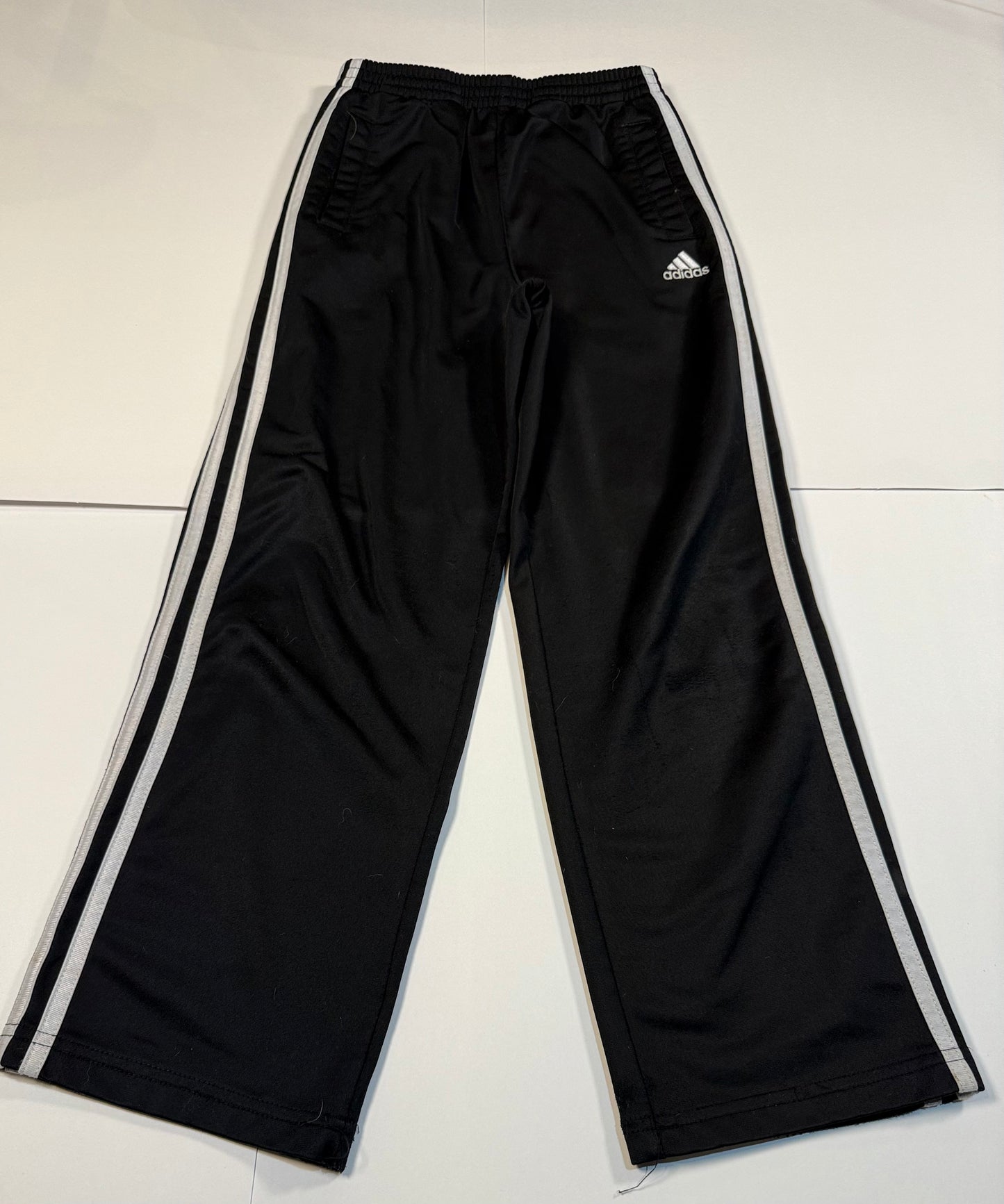 #180 Boys 7X Adidas 3 stripe black pant