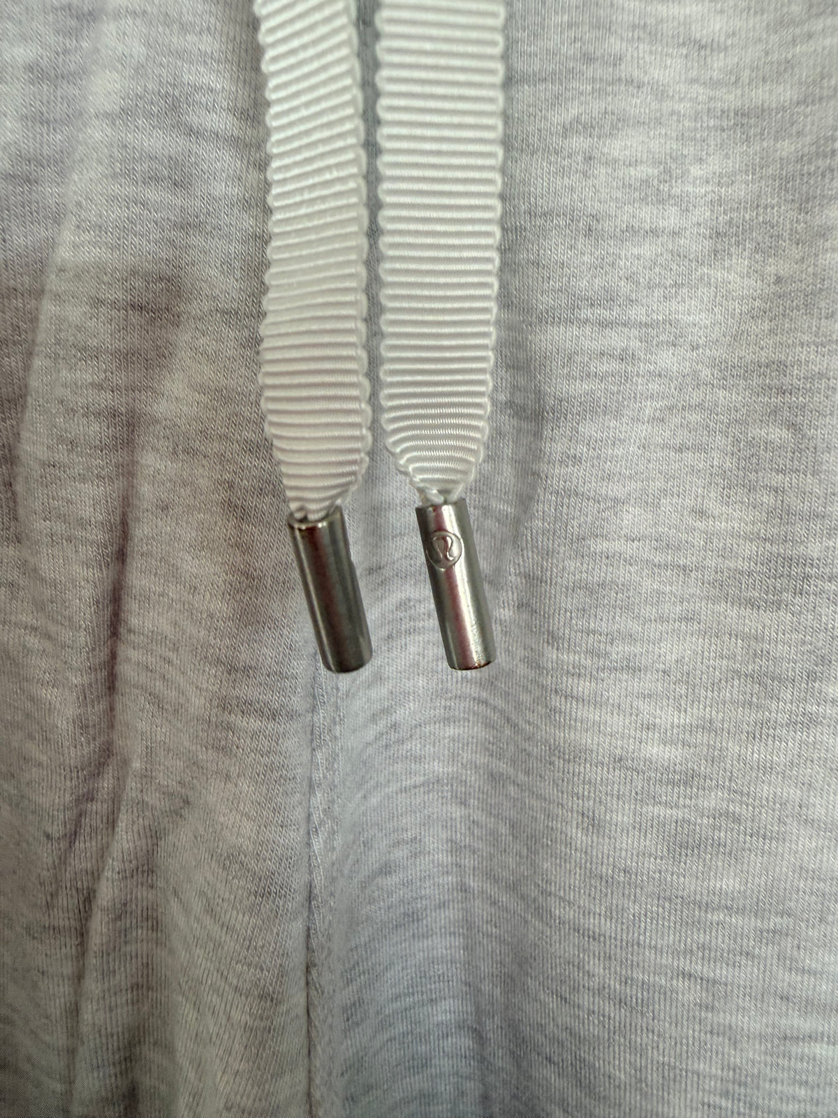 #143 Lululemon gray heather joggers women’s size 2