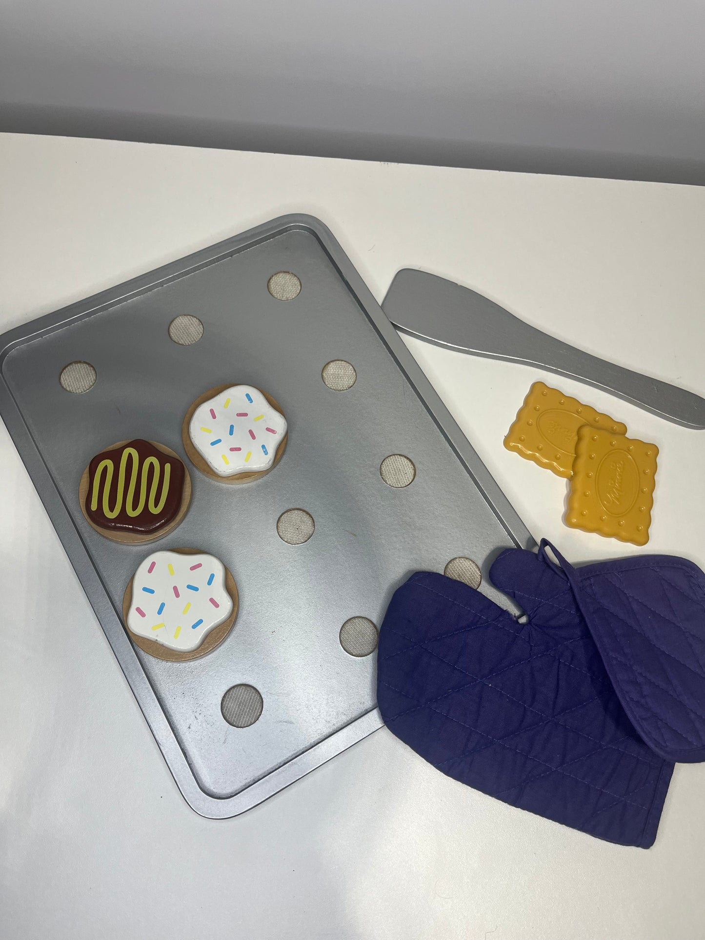 #7 bundle of wooden kitchen play food accessories