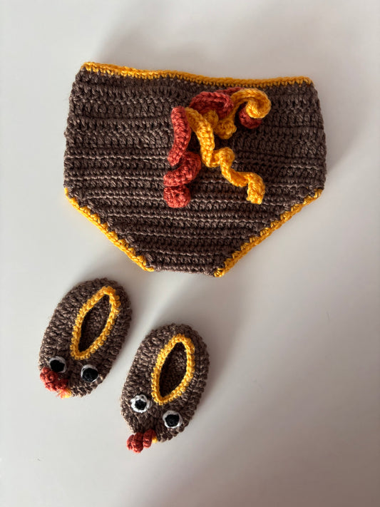 #70 knit baby Thanksgiving bottoms and booties