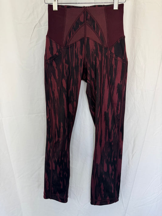 #143 Lululemon Glow Up super high rise crop leggings women’s size 0
