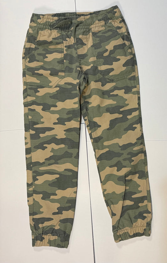 #180 Boys 8 Art Class Camo Joggers with Pockets and Drawstring