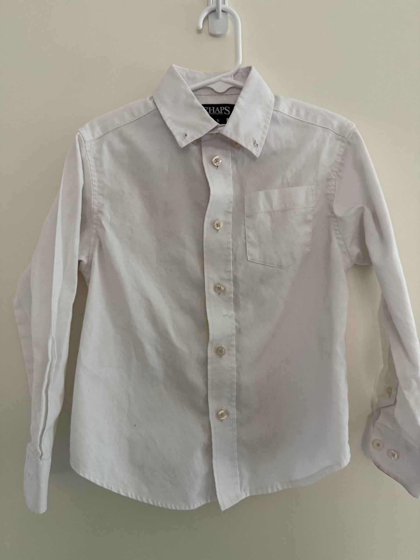 #146 - REDUCED Boys XS/5 Bundle of 2 Long Sleeve Tops