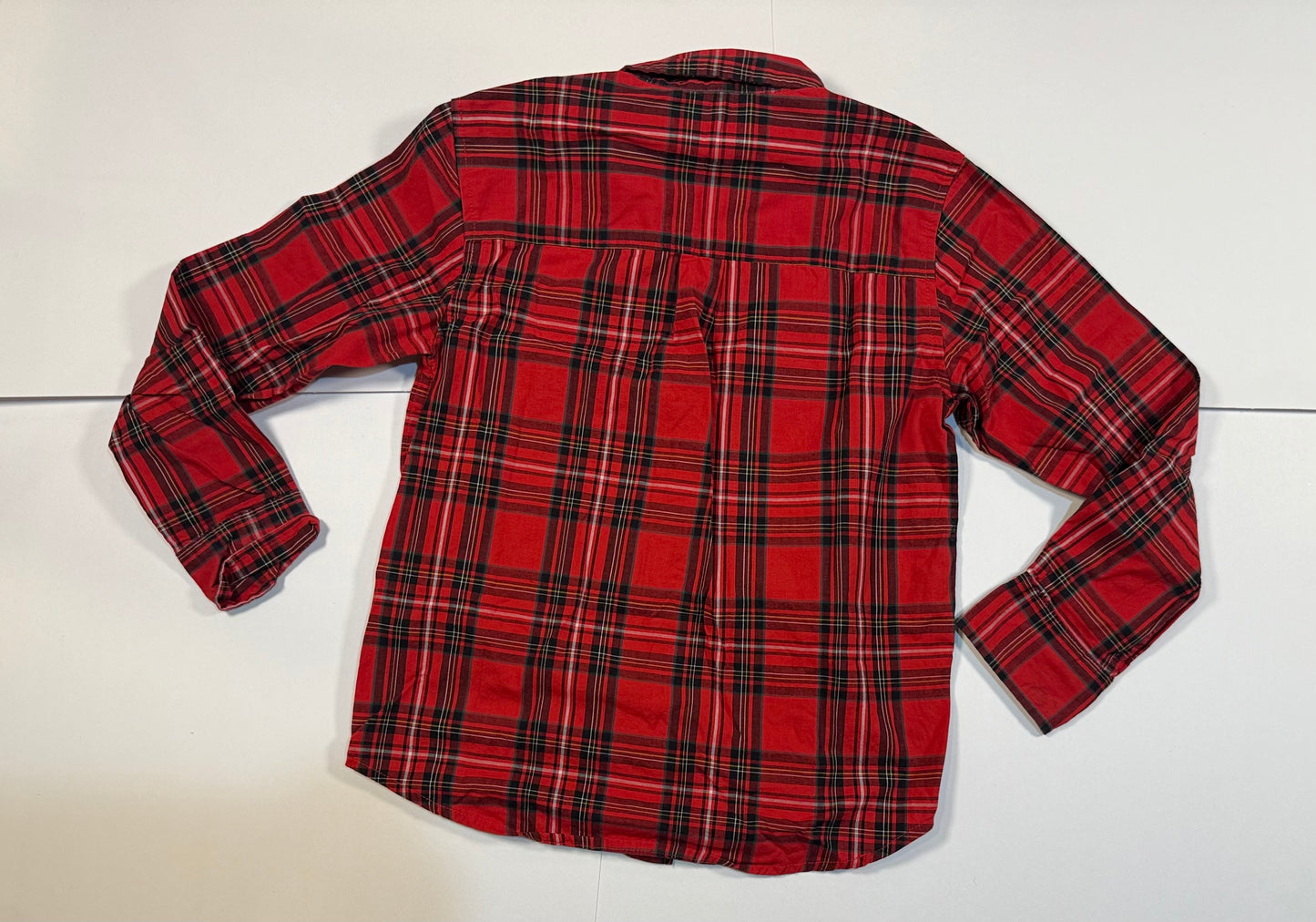 #180 Boys Medium 8 Bundle of Old Navy Plaid Button Downs and Tie - Red and Navy/Green