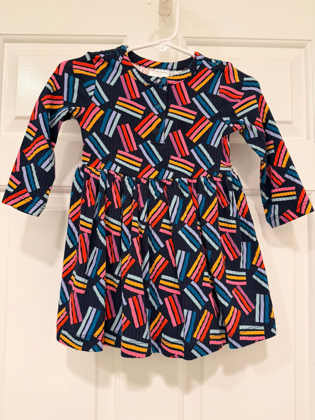 #85 HA Hanna Andersson Rainbow Geo Dress, Girls 12-18m