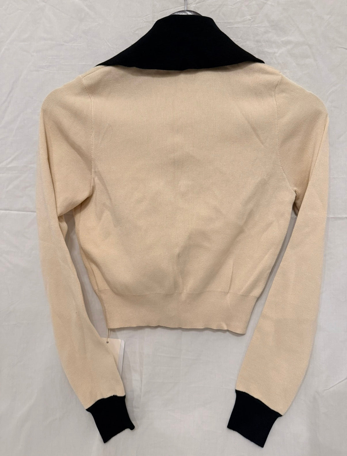 #143 Commense collared cardigan cream & black, women’s size S