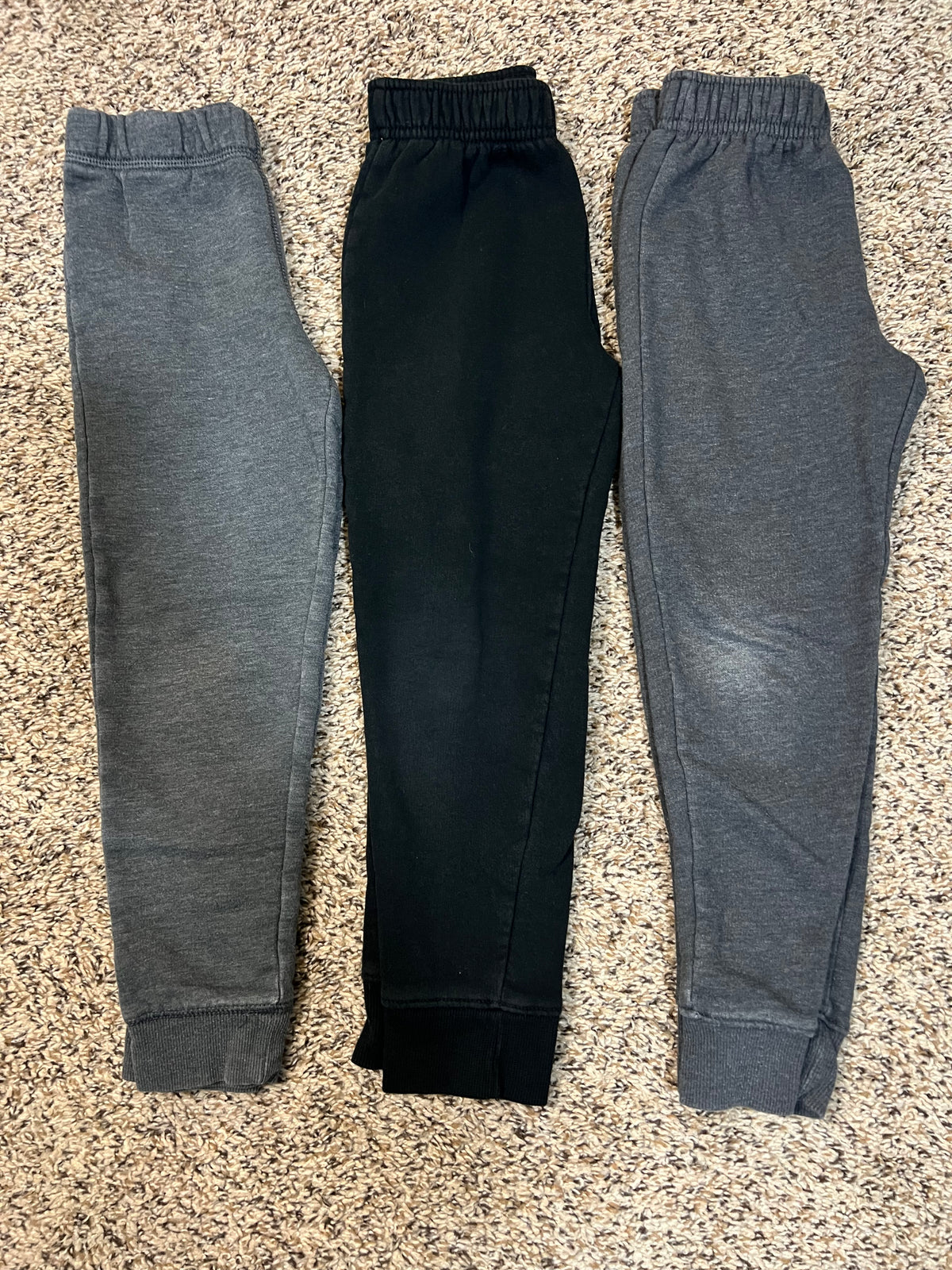 Seller #184 - Boys 5T Cat & Jack black and gray sweatpants
