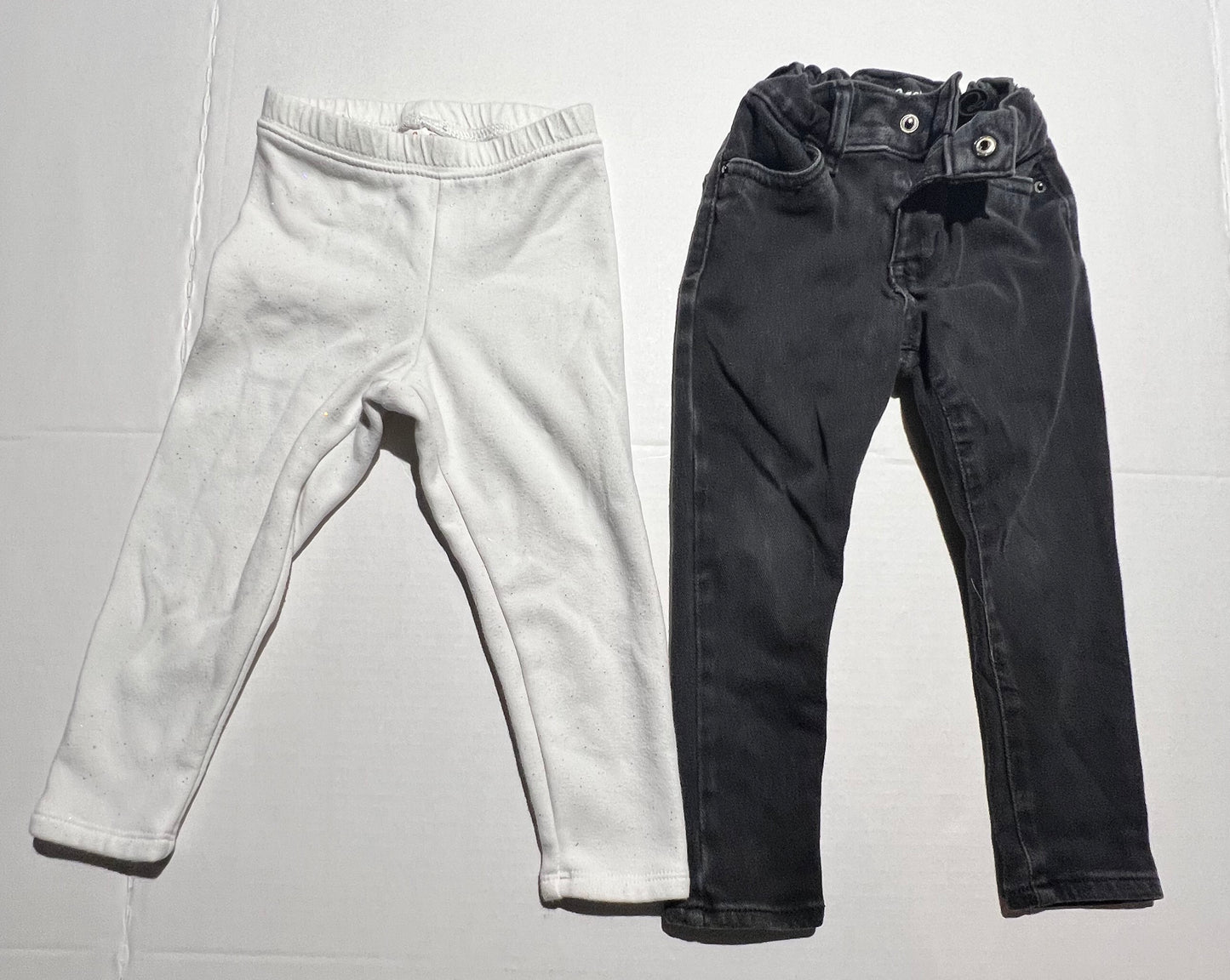 #98 Girls 2T Pants