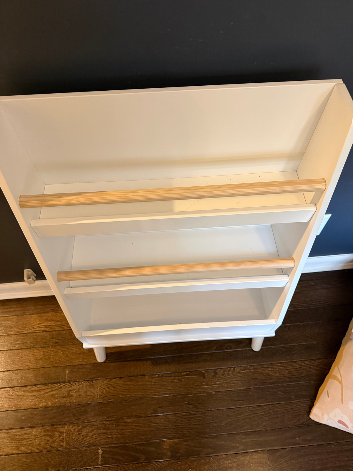 #117, Pillowford modern white 3 shelf bookshelf, VGUC