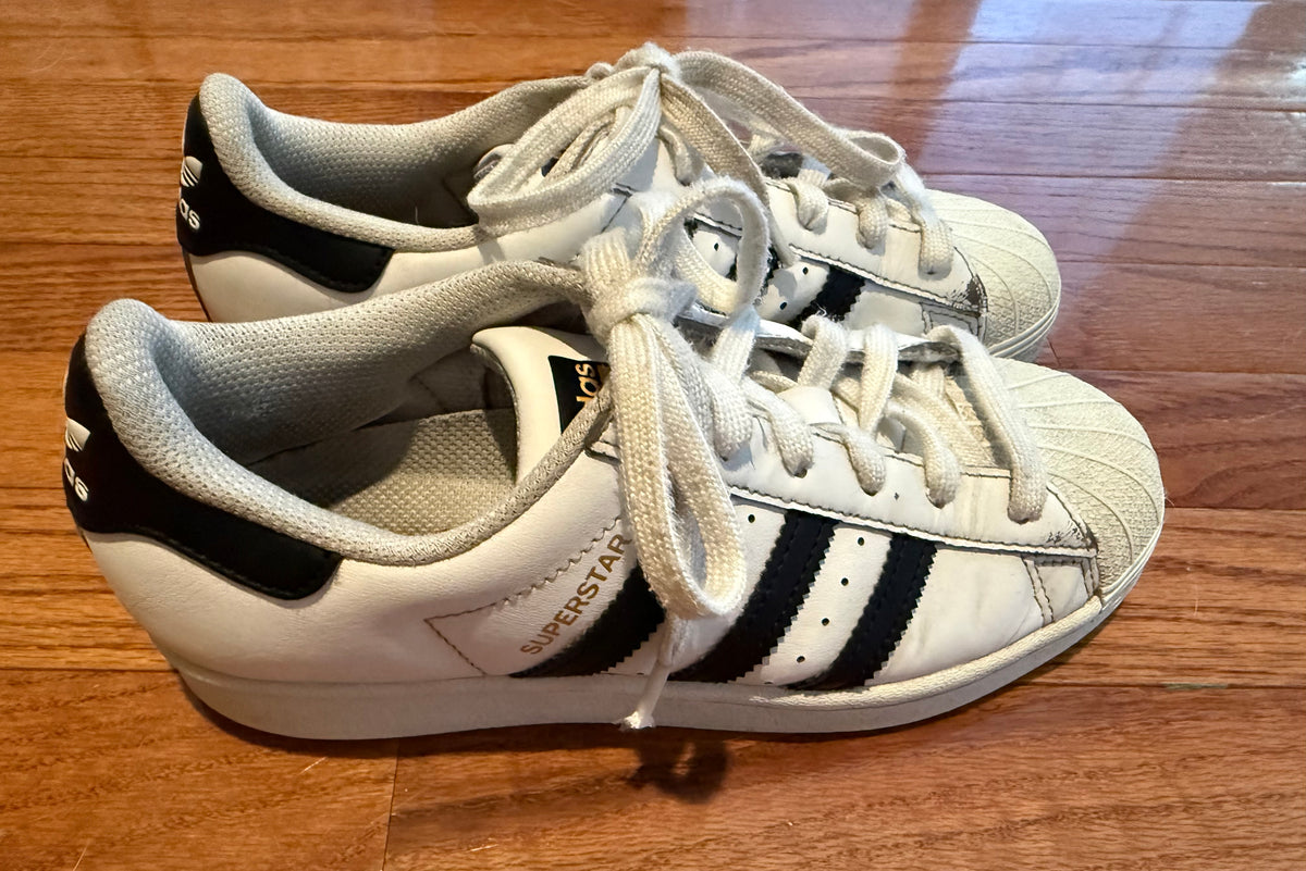#141 Boys Shoe 4 Adidas White Sneakers