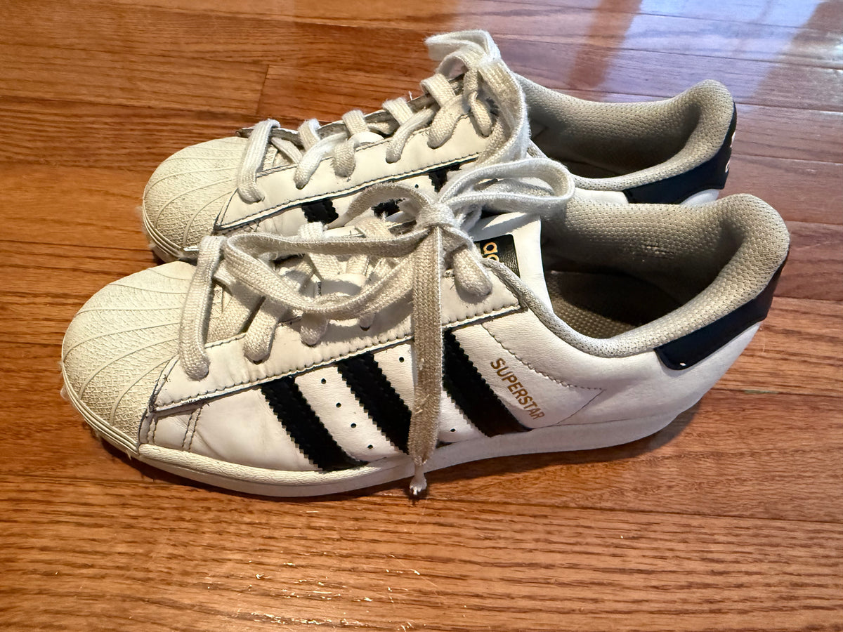 #141 Boys Shoe 4 Adidas White Sneakers