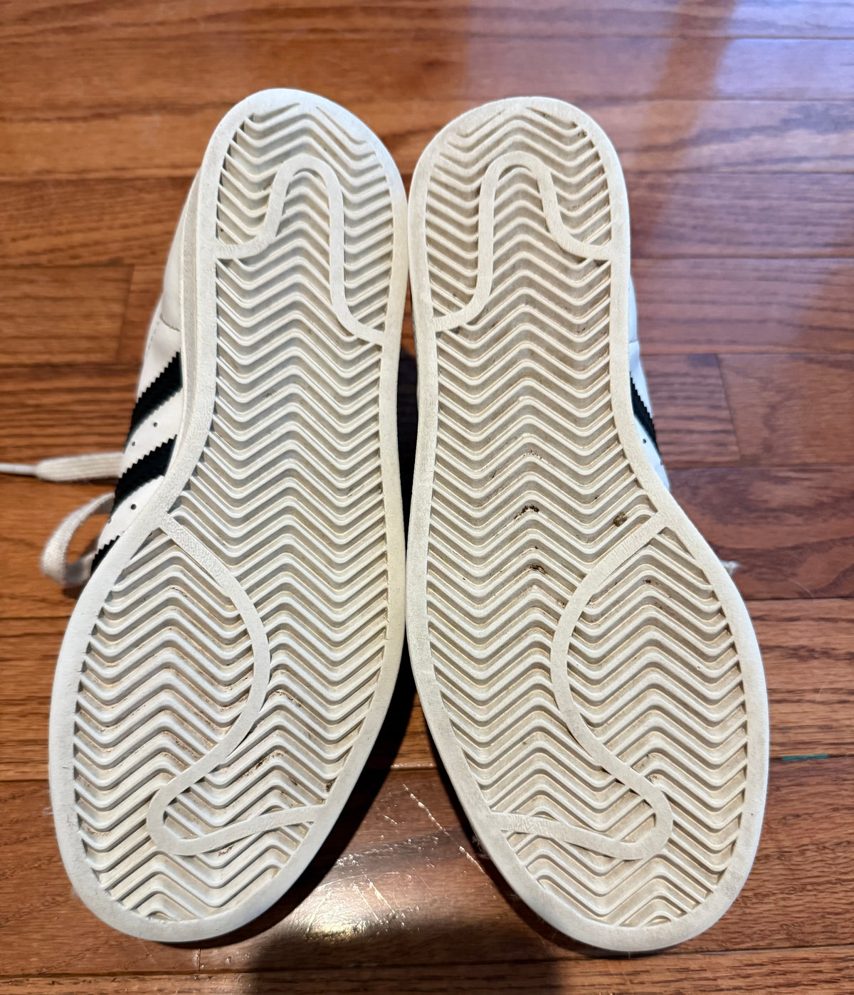 #141 Boys Shoe 4 Adidas White Sneakers