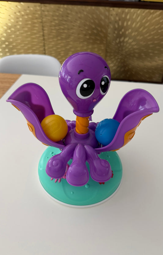 #117, Little Tikes octopus spin and ball release toy, VGUC