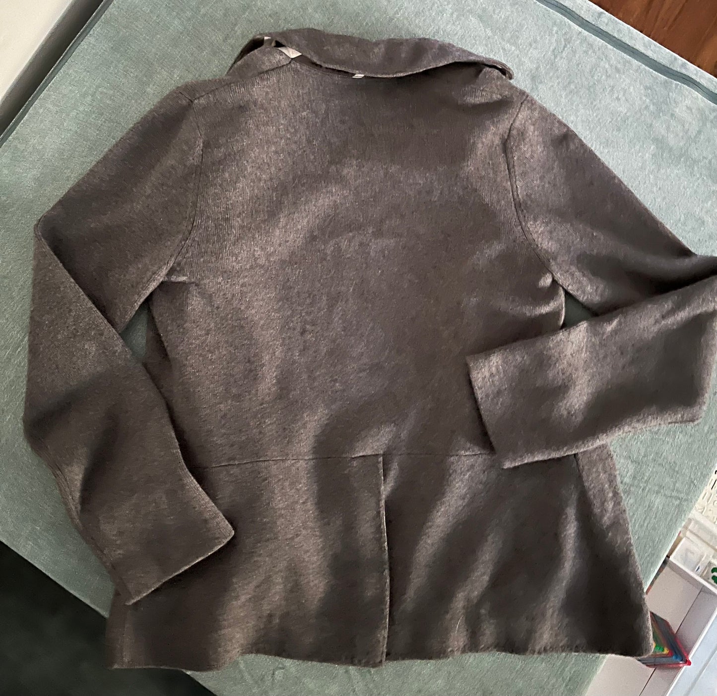 Seller 175 - Burberry Sweater Blazer - Large