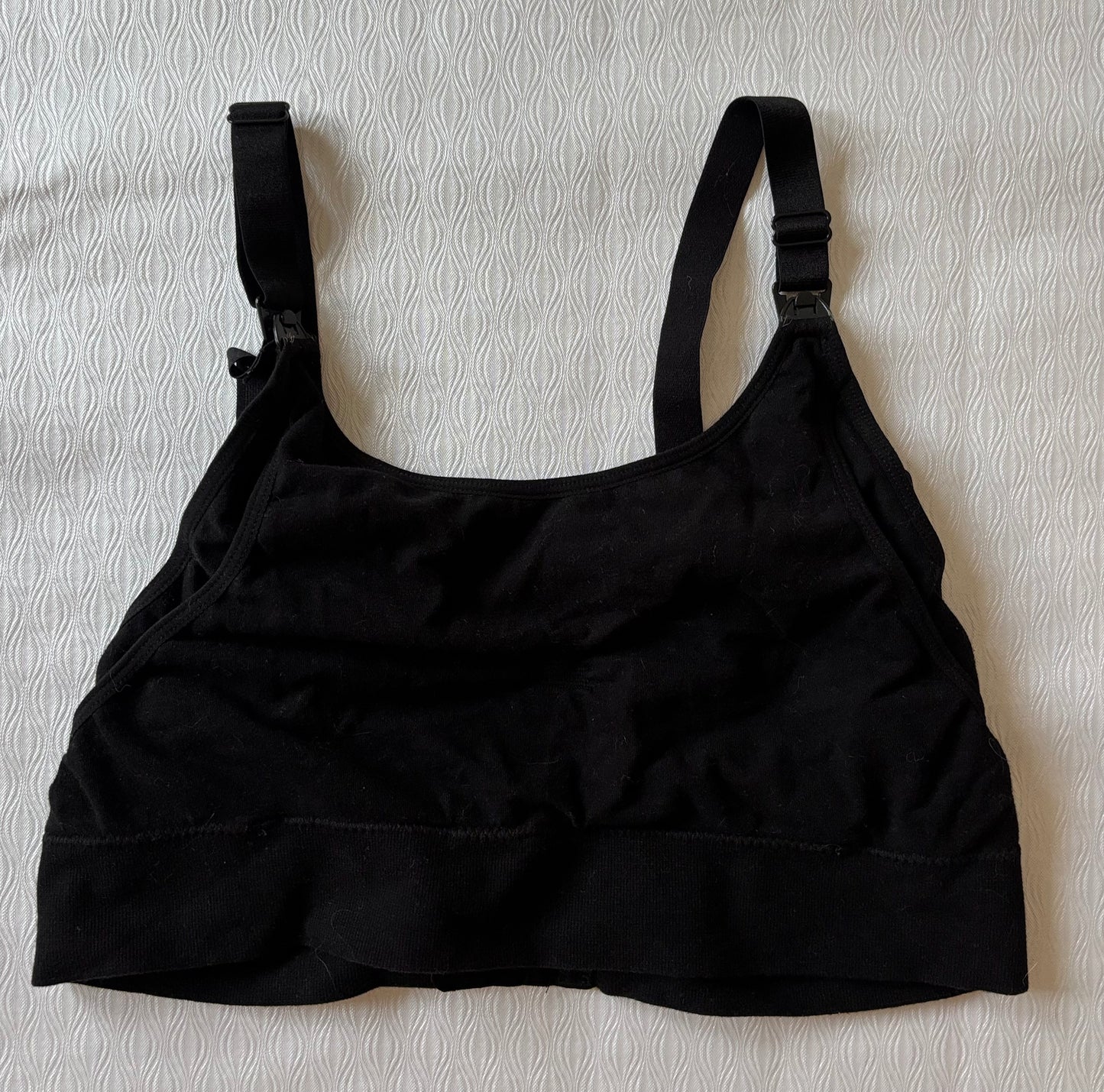 #70 black nursing bra size medium