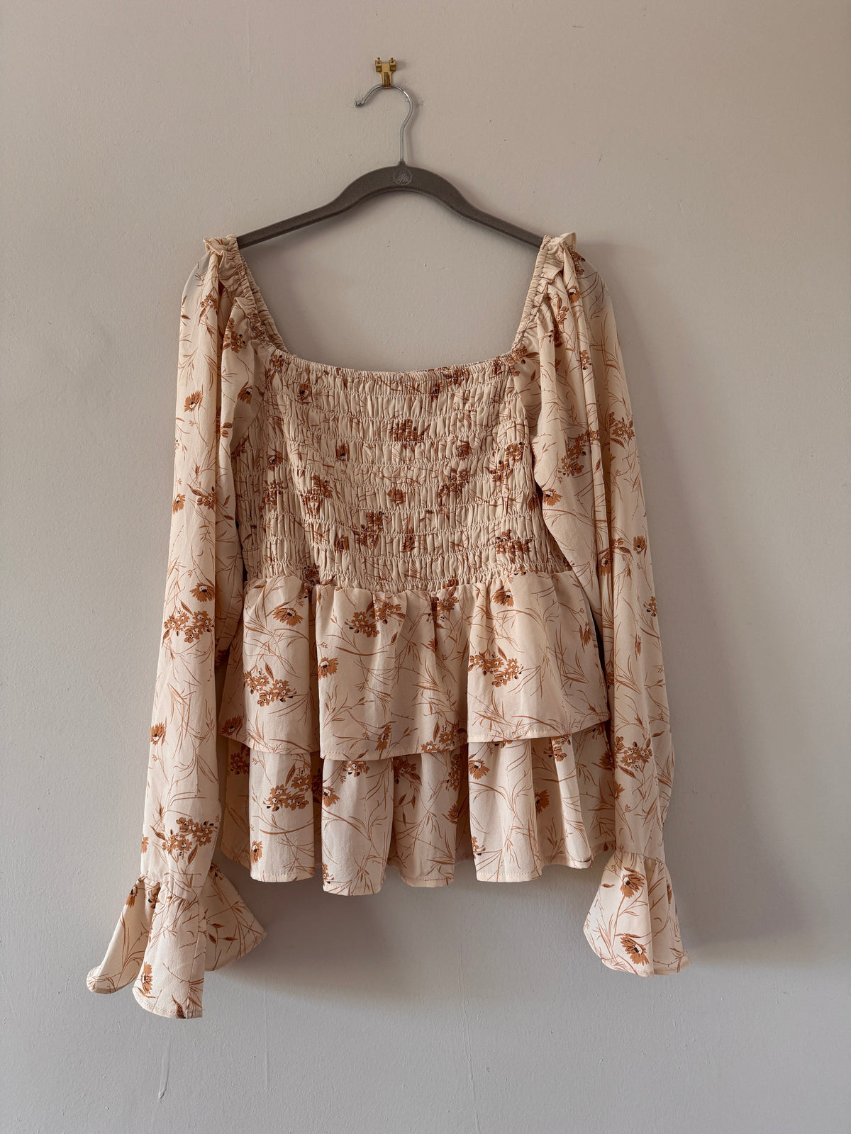 #127 Floral Smocked Peplum Top Women's S