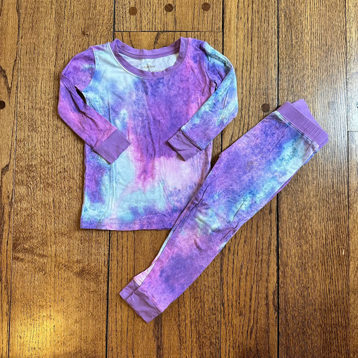 #113	GUC Little Sleepies Purple Watercolor LS set 12-18 mos