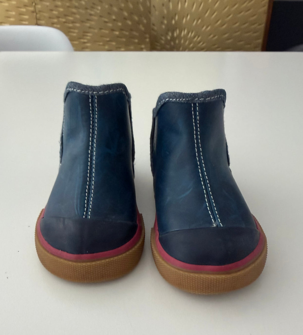 #117, Girls 4c, See Kai Run navy boots, floral lining, VGUc