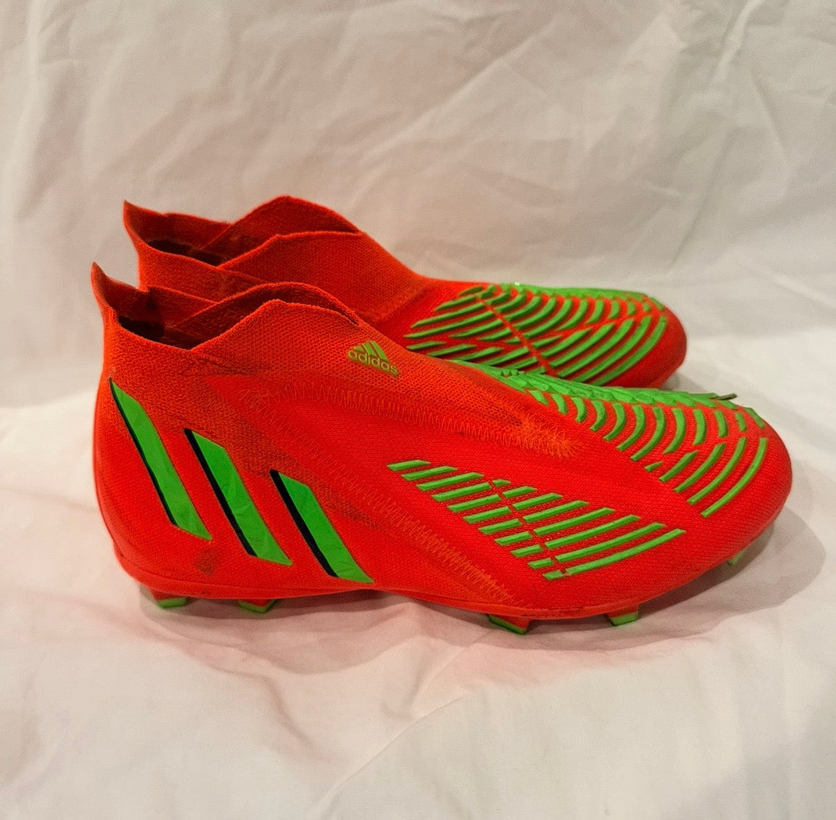 #143 Adidas Predator soccer cleats, size 4