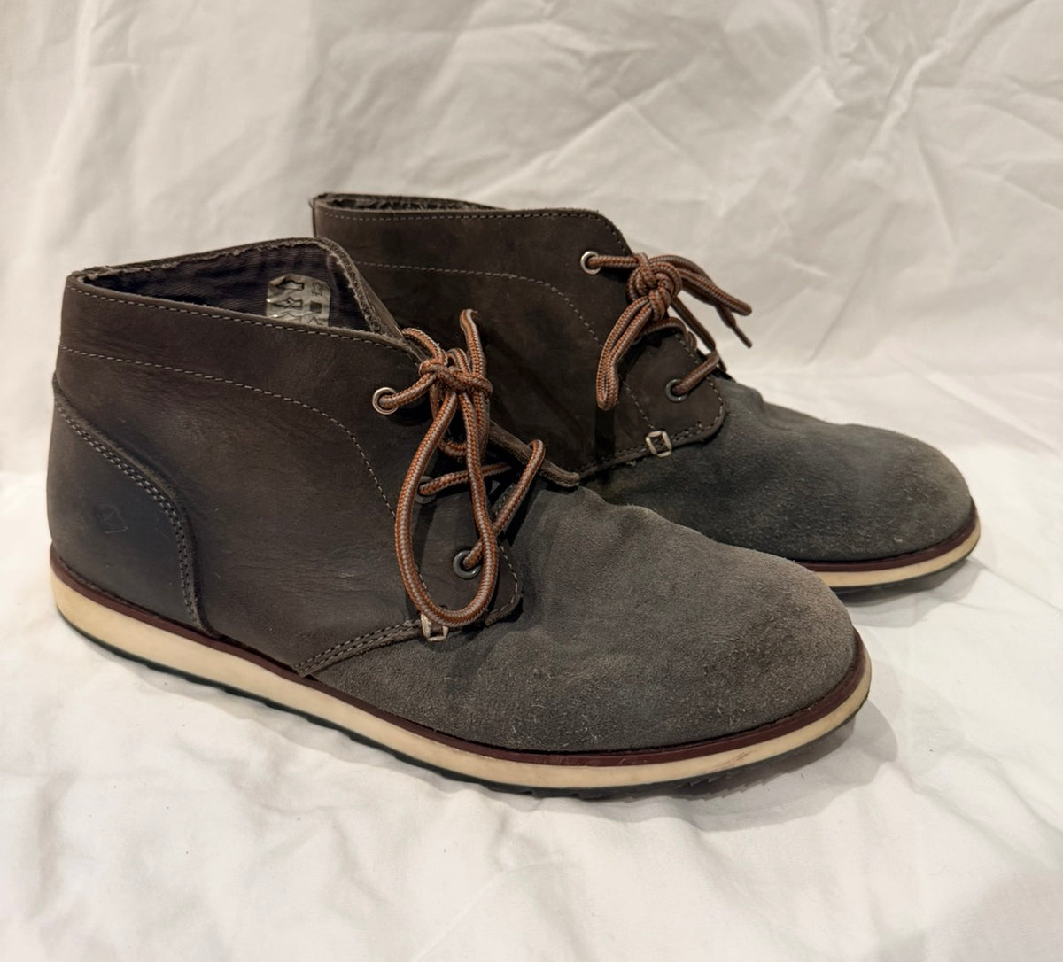 #143 Sperry gray suede chukka boots, boys size 5