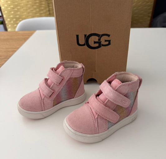 Reduced- #117, Girls shoes 6c, Ugg Rennon Glitter pink rainbow sparkle boots, VGUC