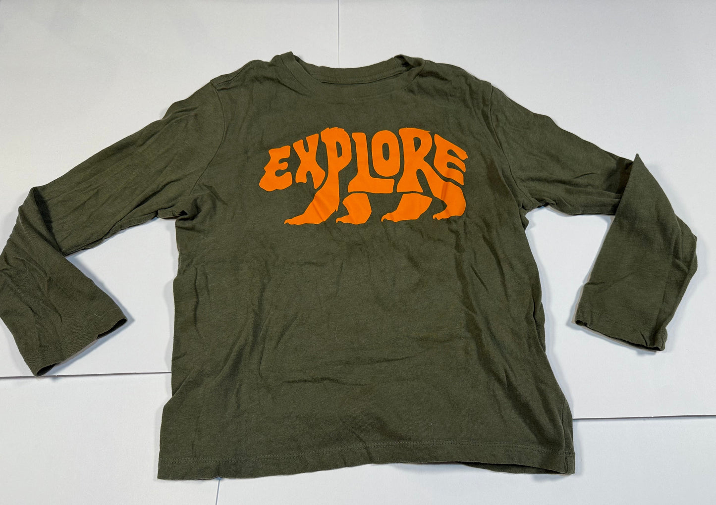 #180 Boys Medium 8 Outdoor Long Sleeve Bundle - Old Navy (Explore)and Cat & Jack (Go Outside and Brave & Kind)