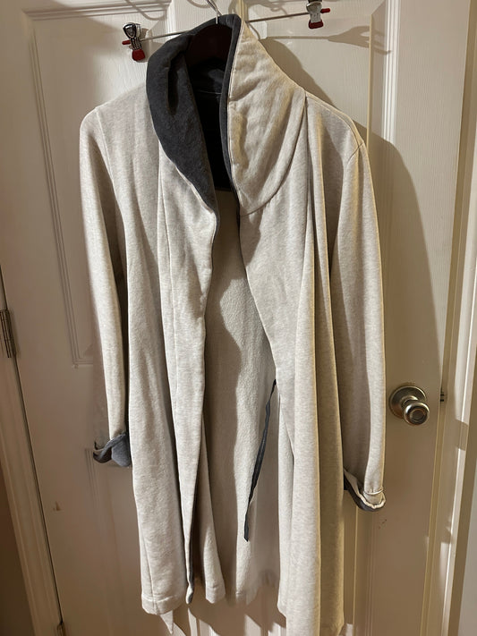 #214 Women's Victoria's Secret Robe Heather Gray- Small