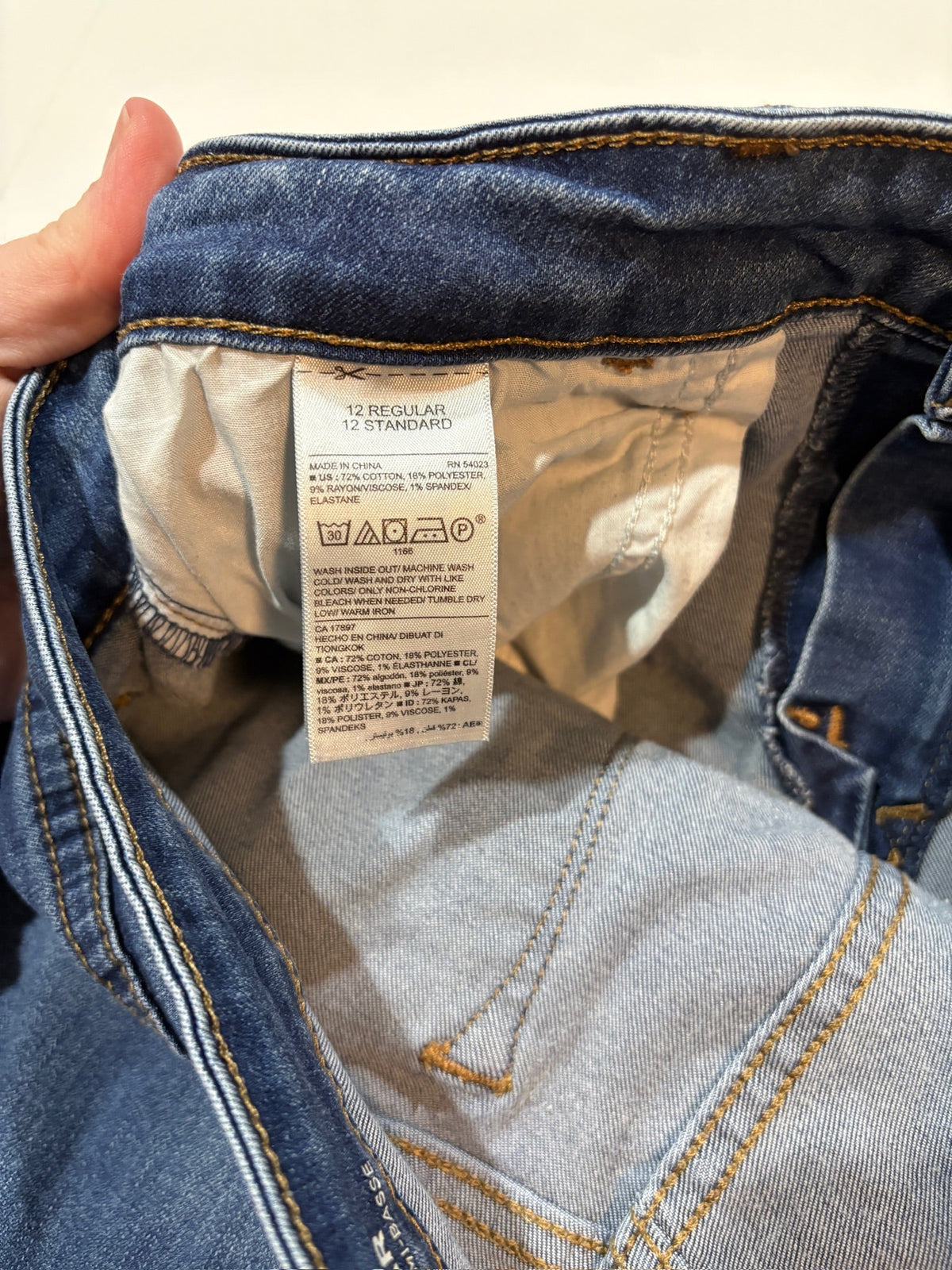 Seller #105 -  Women's Size 10 Old Navy Mid Rise Rockstar Super Skinny Jeans GUC to VGUC