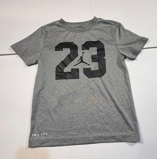 #180 Boys Small 8-10 year Michael Jordan Athletic Shirt
