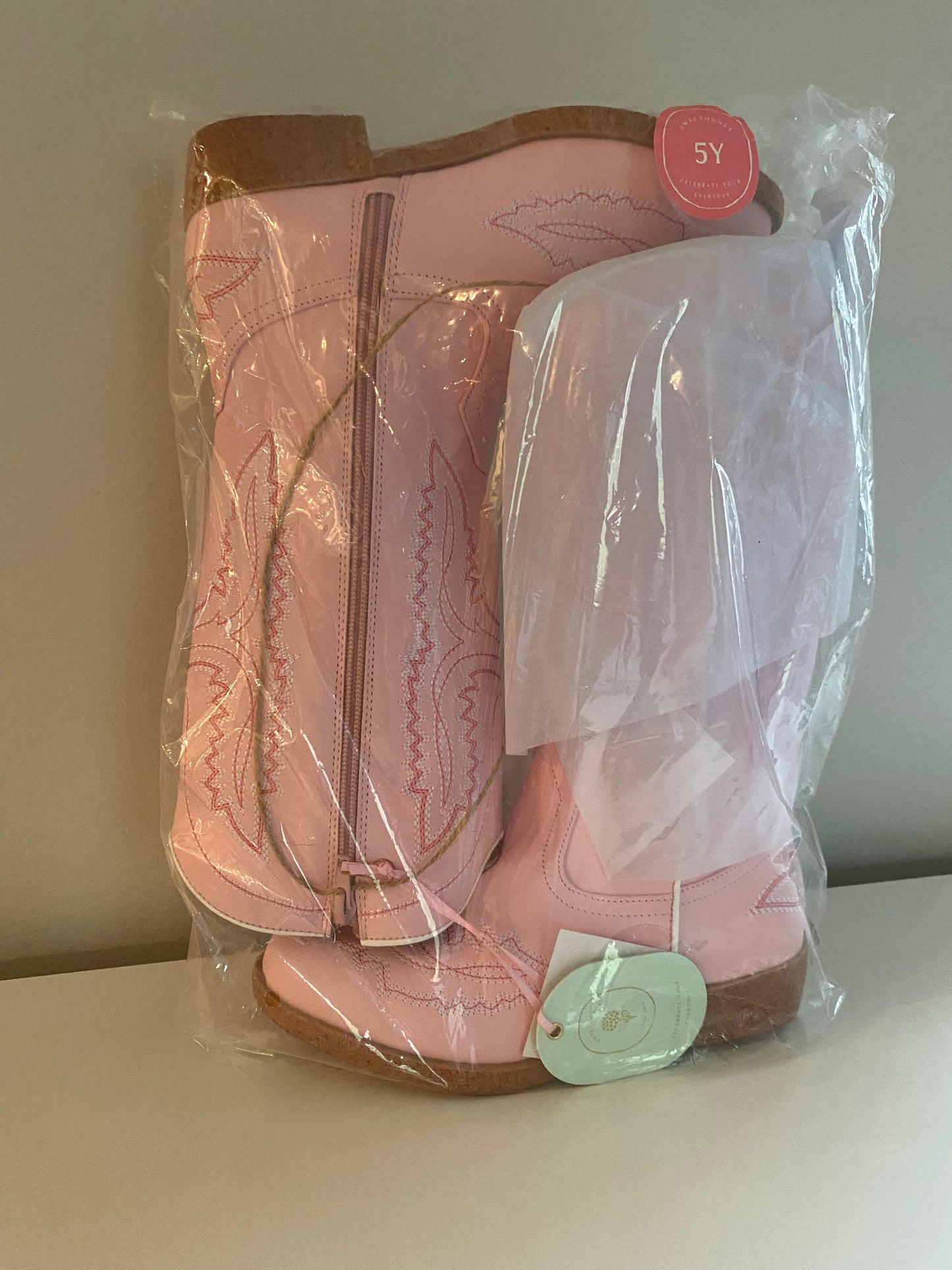 #84B- Girls 5Y shoes, SweetHoney Pink Cowgirl Boots, New