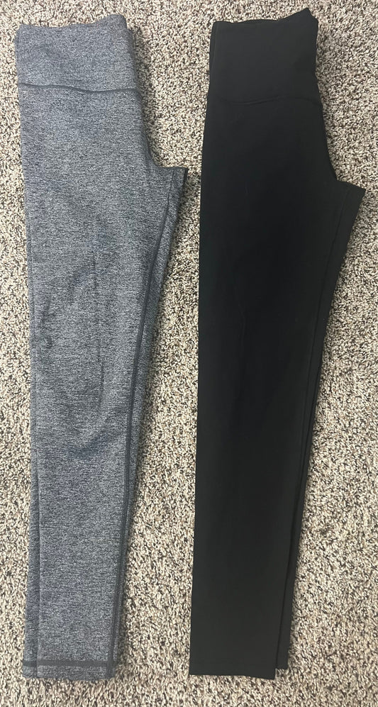 Seller #184 Women’s Medium Set of Victoria Secret Sport leggings