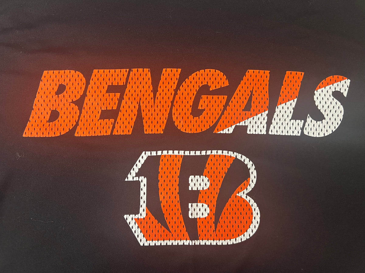 Seller #184 Men’s Large Nike Drifit black bengals shirt