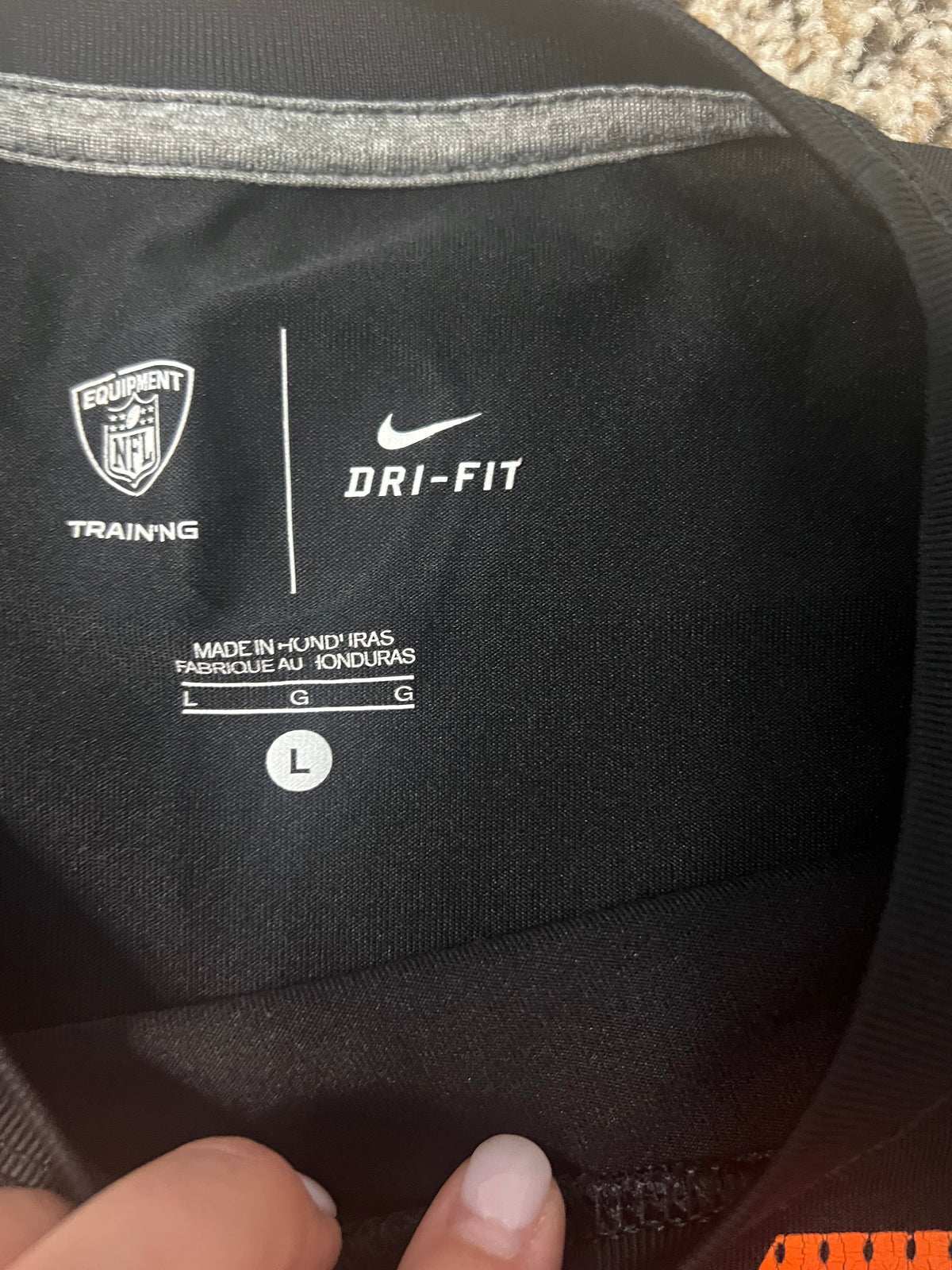 Seller #184 Men’s Large Nike Drifit black bengals shirt