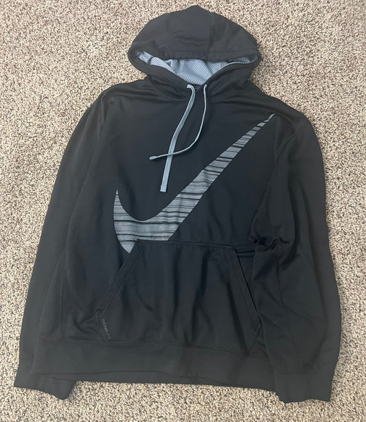 Seller #184 Men’s XXL Nike black therma fit pull over sweater VGUC