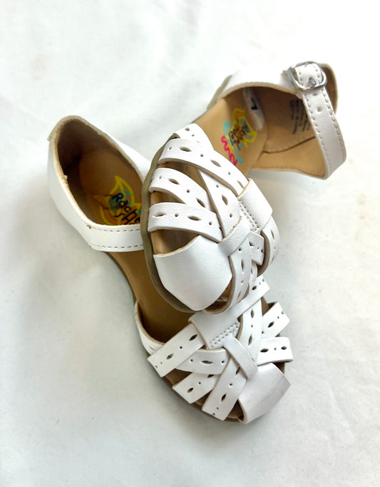 Girls Toddler Size 7 White Sandel with Strap Shoe VGUC