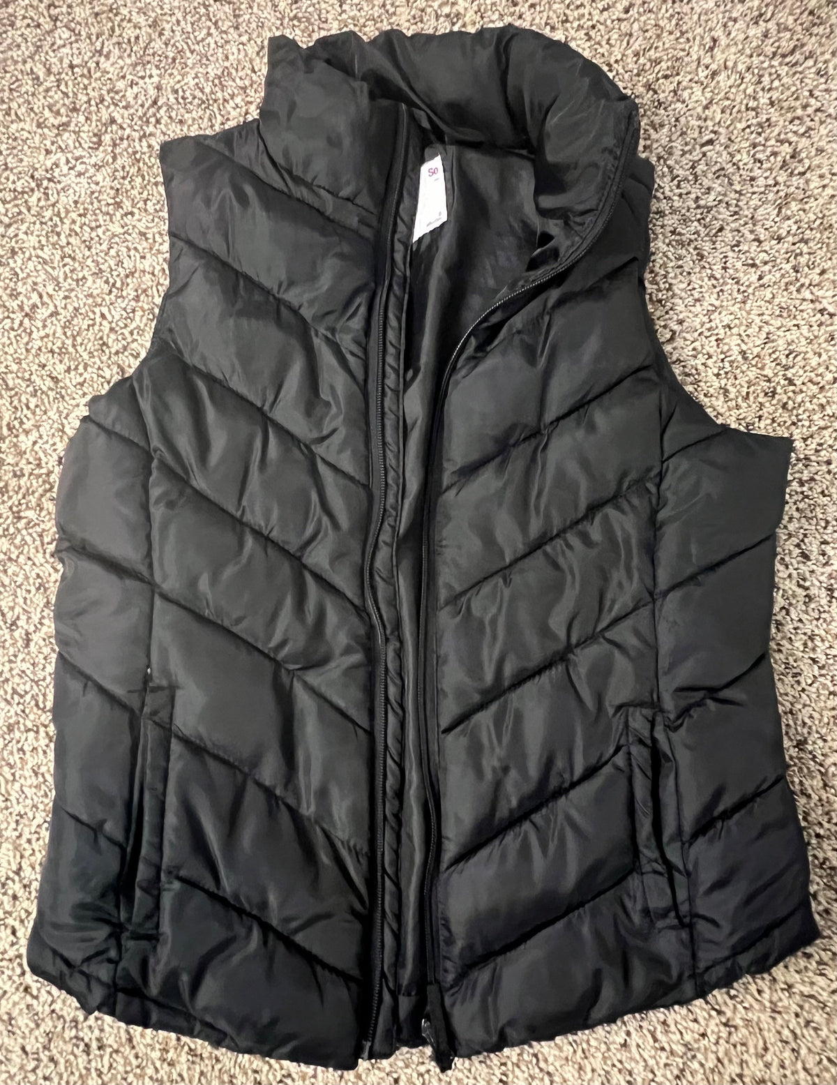 Seller #184 Women’s Small black vest