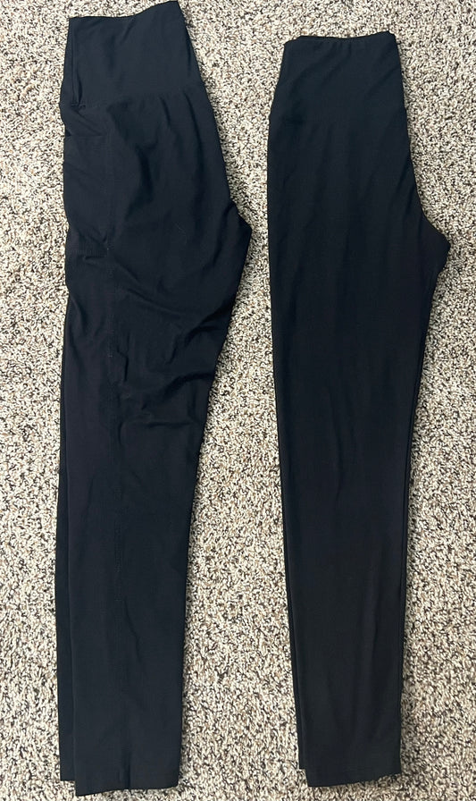 Seller #184 Women’s SM/M set of soft black leggings one with side pocket