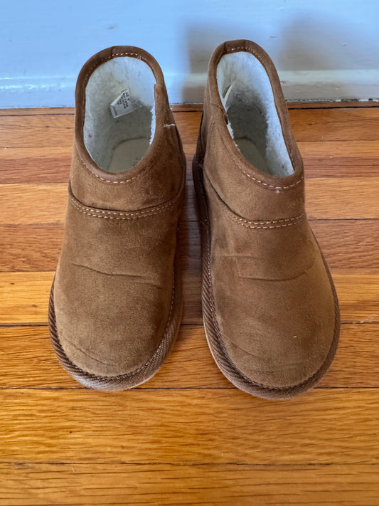 #127 Gap Chestnut Cozy Boots Girls 10