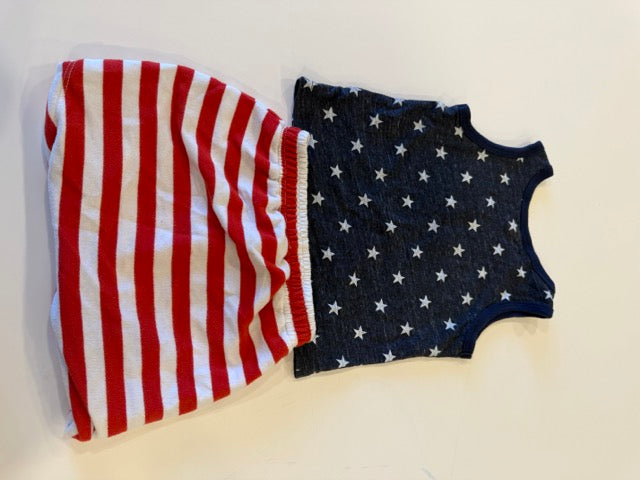#181 -  Old Navy -  Navy tank with white stars and red/white striped shorts Toddler Boys SIZE  12–18 months#181 -  Old Navy -  Navy tank with white stars and red/white striped shorts Toddler Boys SIZE  12–18 months