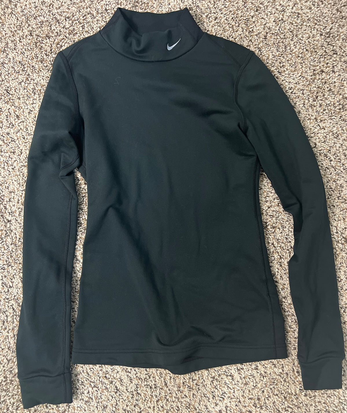 Seller #184 women’s Small Nike Fit dry fleece lined mock shirt VGUC