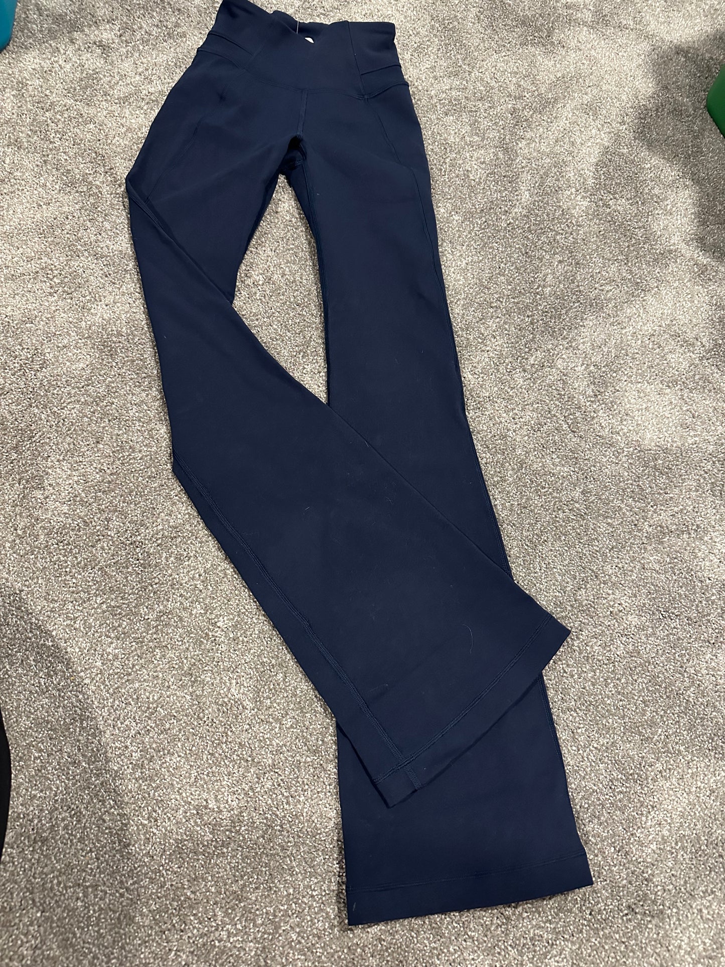 #81A Reduced Lululemon Sz 0 Navy Groove Pants Flare