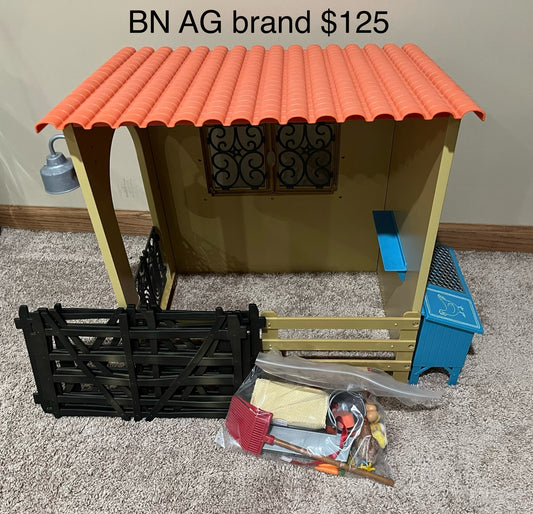 137 American Girl doll horse barn and chicken coop, BN